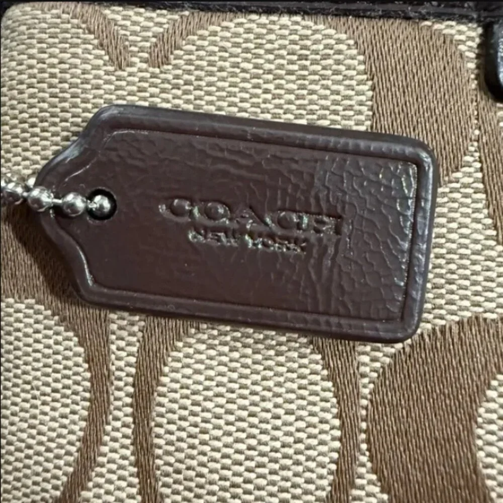 Coach Monogram Brown Wristlet EUC - Picture 6 of 10